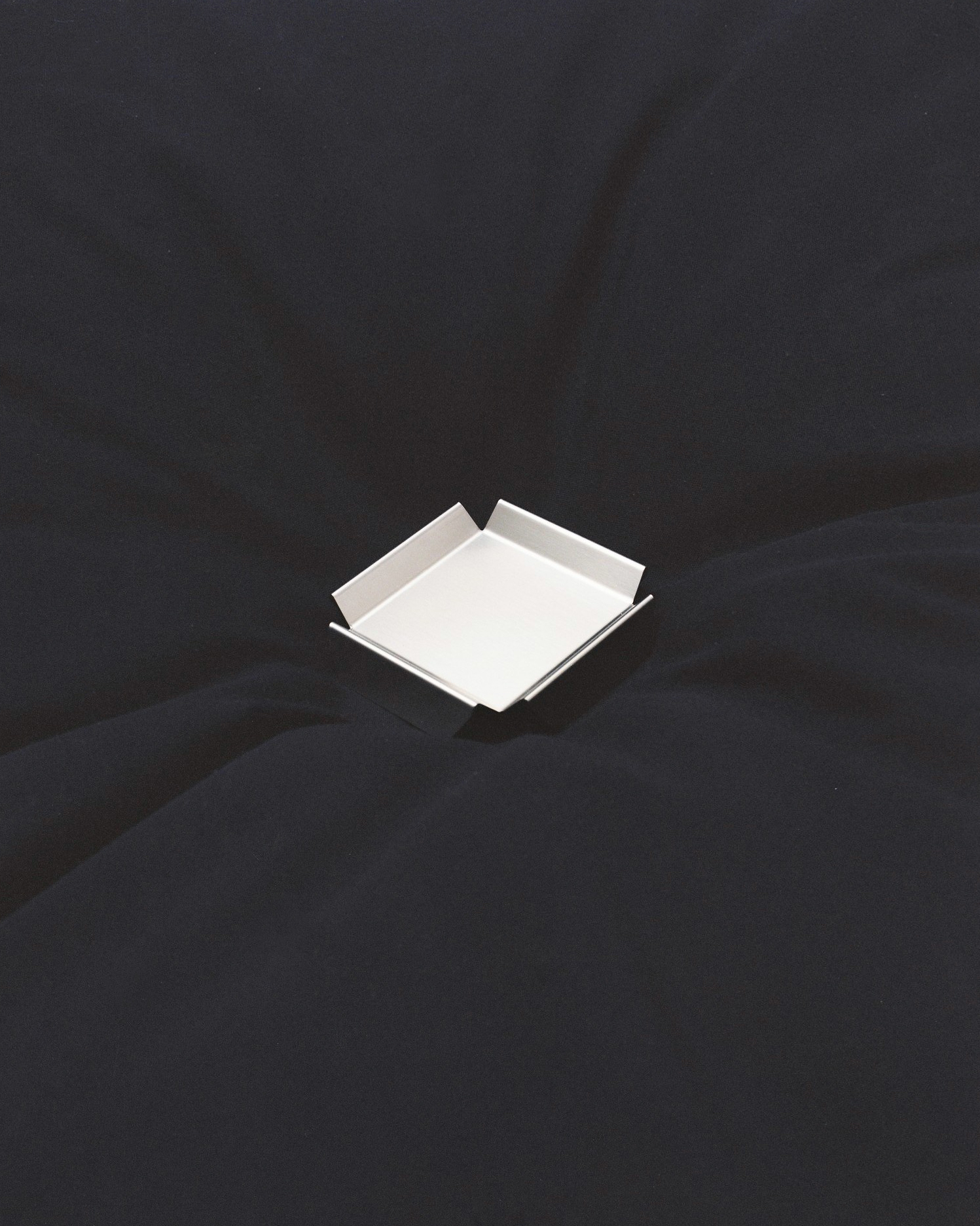 NMNR Unfolded – The Tray